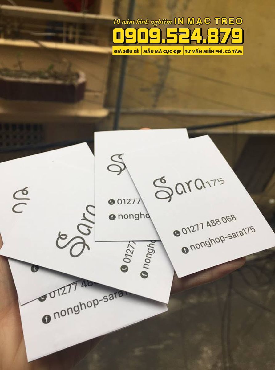 Mẫu Tag Treo Quần Áo hình chữ nhật màu trắng Sara shop